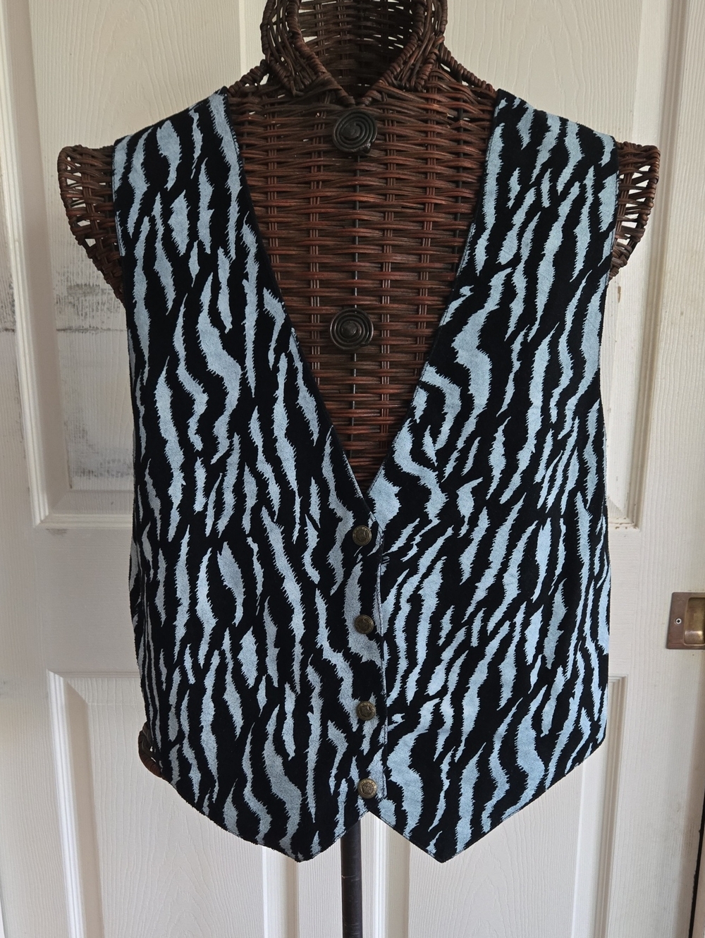 AGAPO  Black & Light Blue-Gray  Zebra Leather Vest-Size Large